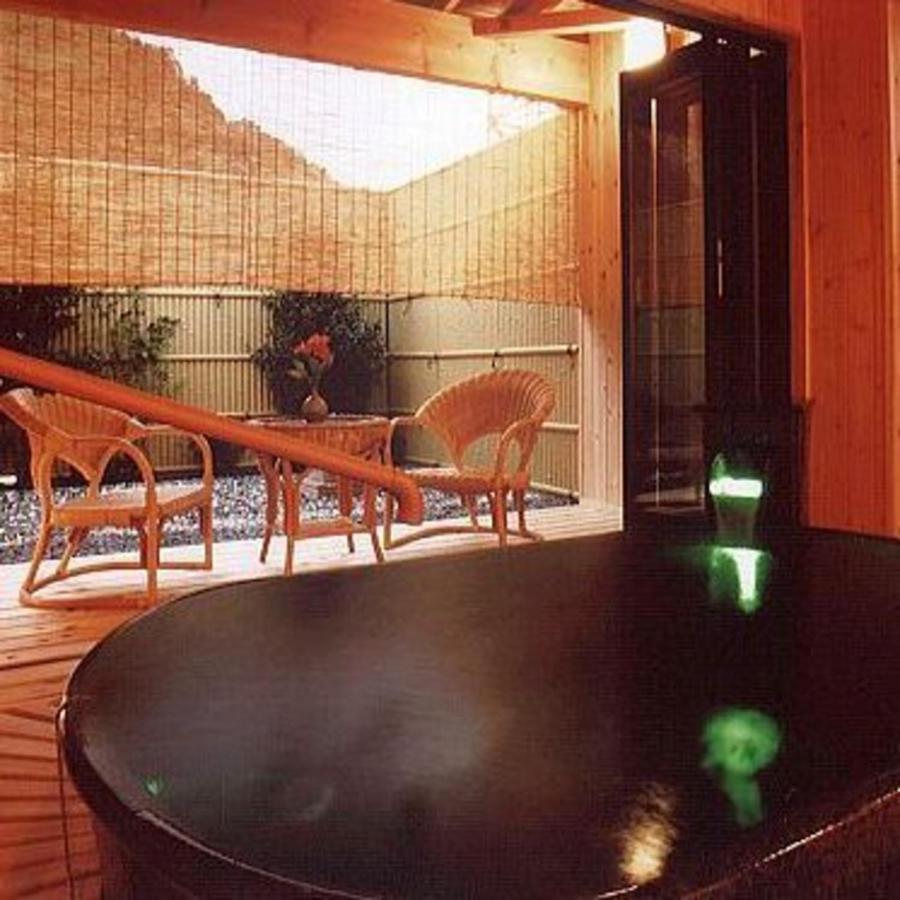 ホテル亀屋本店 千曲市 エクステリア 写真