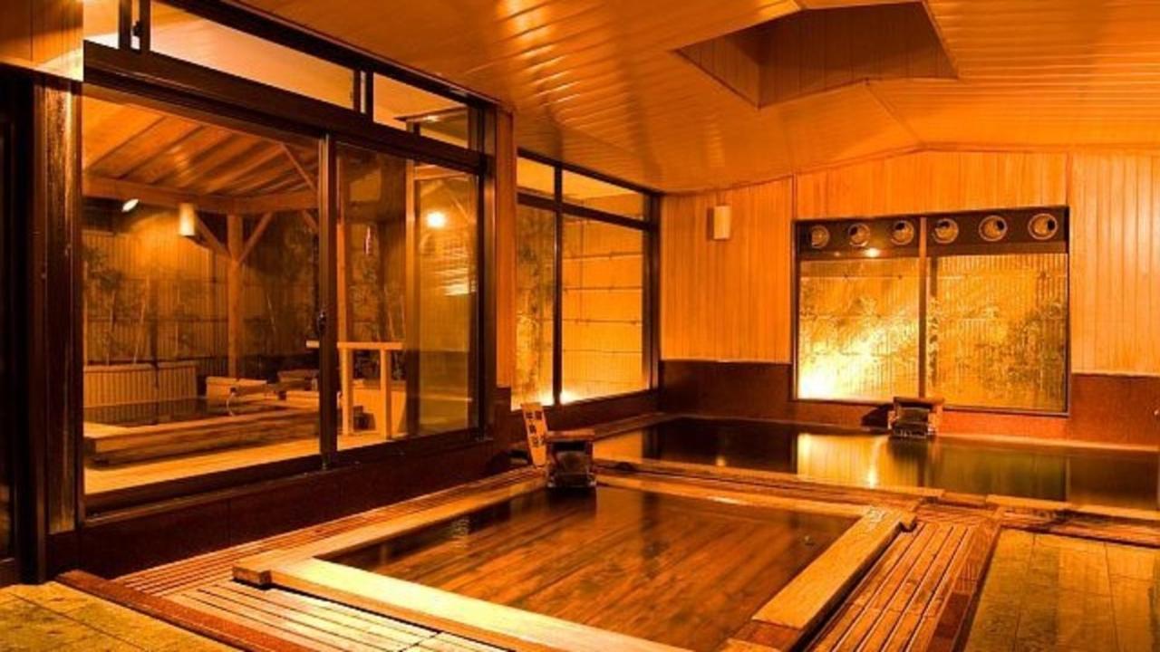 ホテル亀屋本店 千曲市 エクステリア 写真